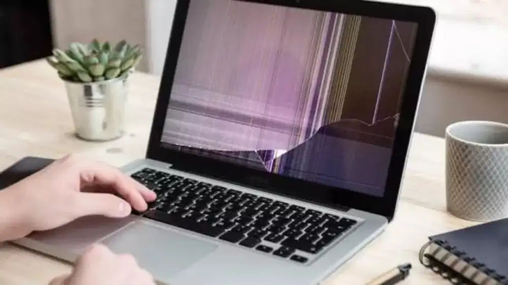 DIBELI LAPTOP ANDA KONDISI RUSAK