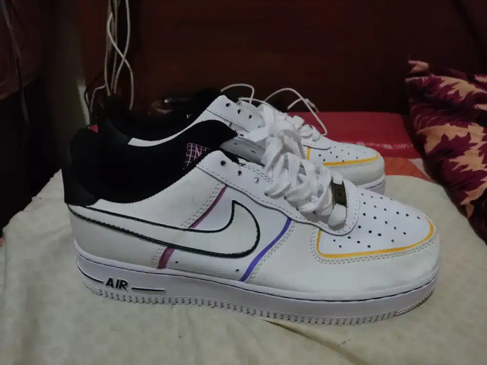 Sepatu Nike SB dunk no 42 insole 26.5cm new panas berubah warna