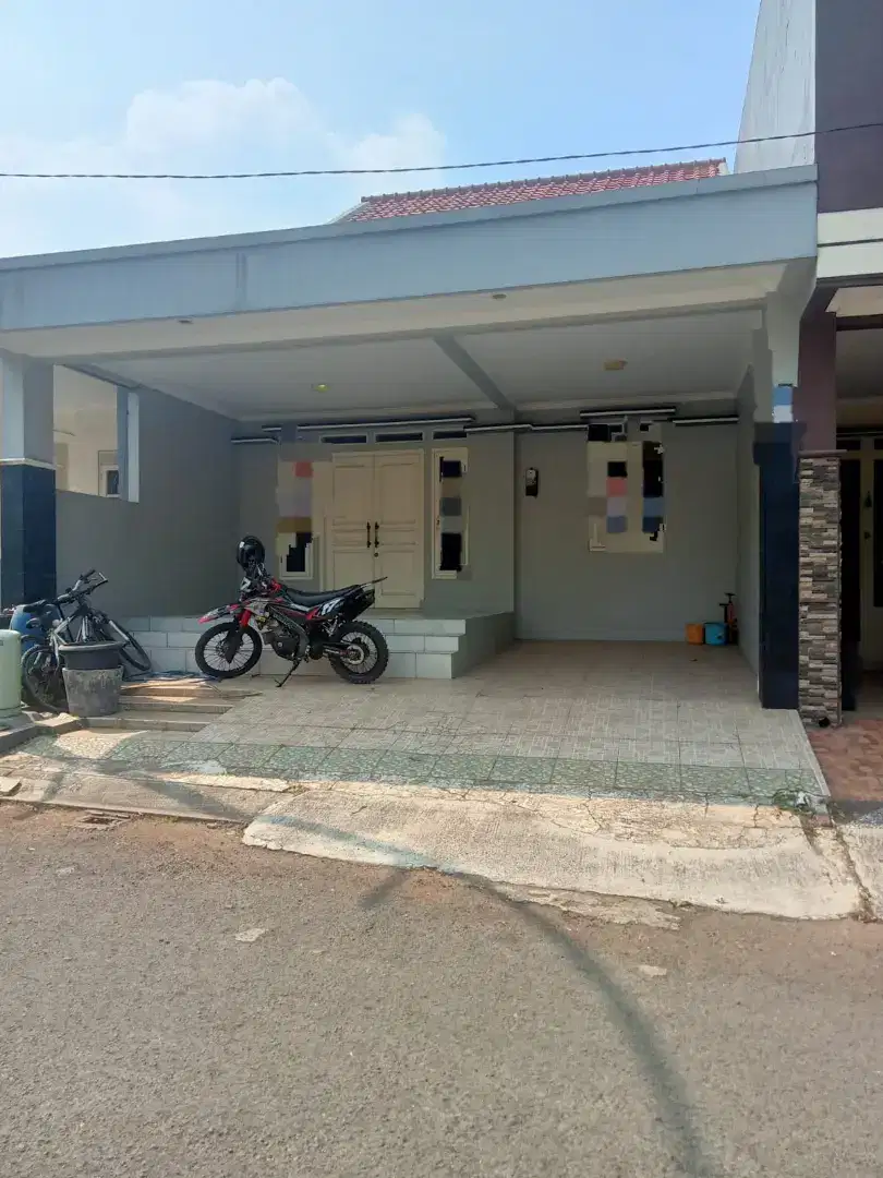 Dijual Rumah Siap Huni dan Terawat di Kota Wisata
