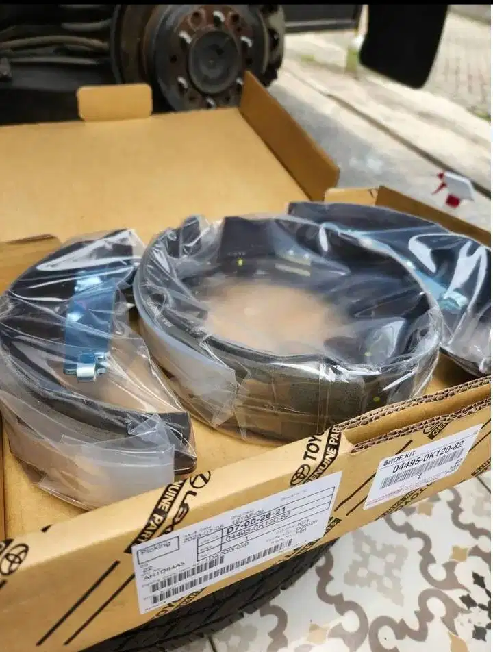 Kampas Rem Belakang ORI Fortuner VRZ (baru jual second)