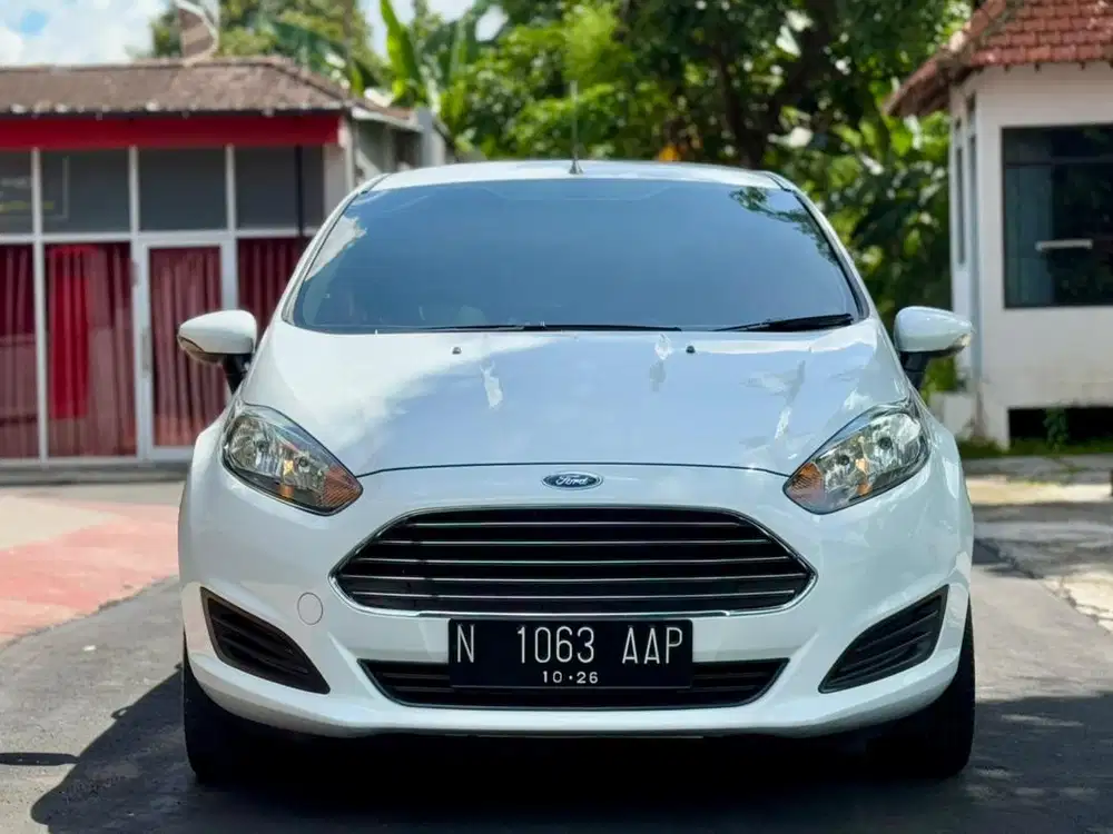 Ford Fiesta 1.5 Trend Th 2015 Automatic KM 60rb Istimewa