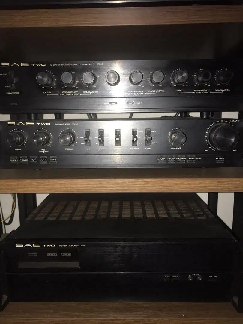 SAE Two sound system set