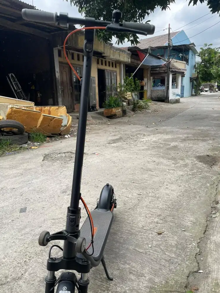 Ninebot Kickscooter F30 Plus