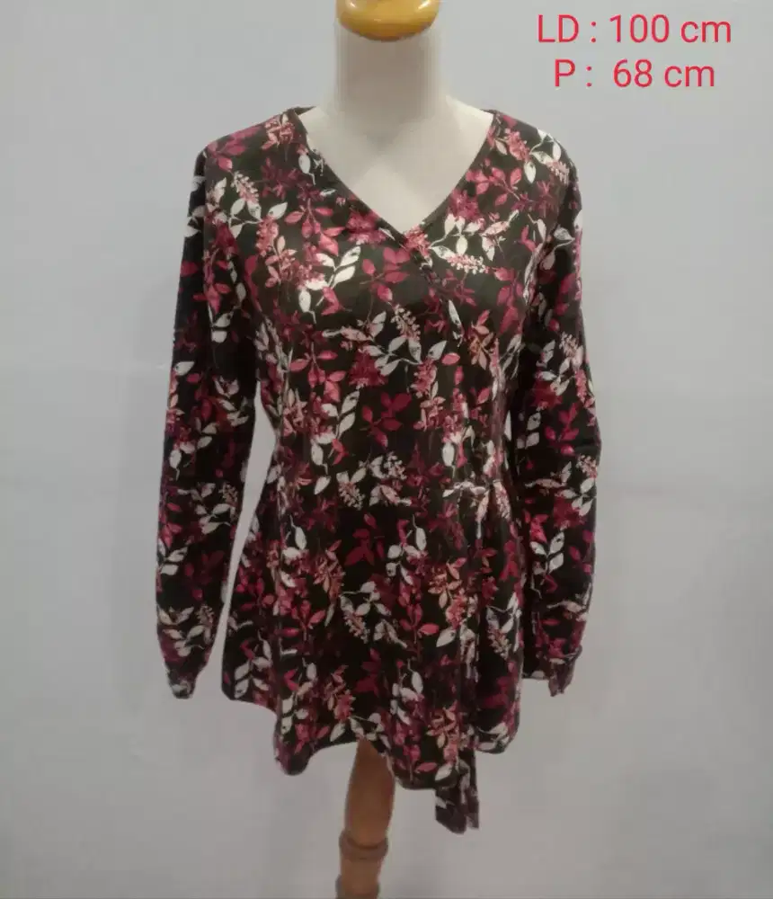 Blouse Brand Beamish Preloved