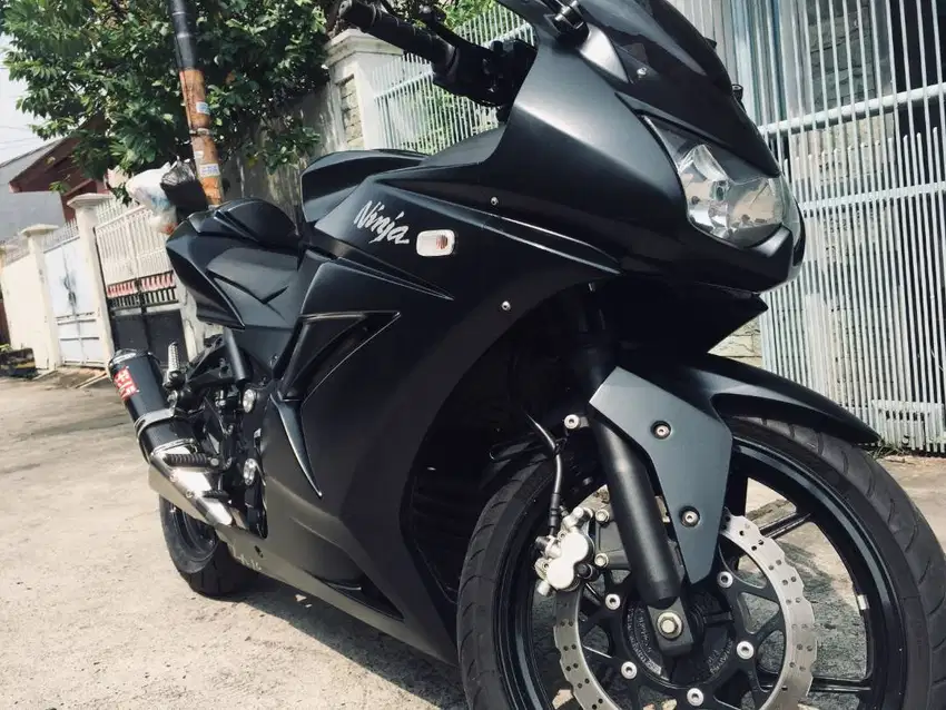 Kawasaki Ninja 250 R Old Karbu 2010 SE Tangan Pertama Low Km Pjk Hidup