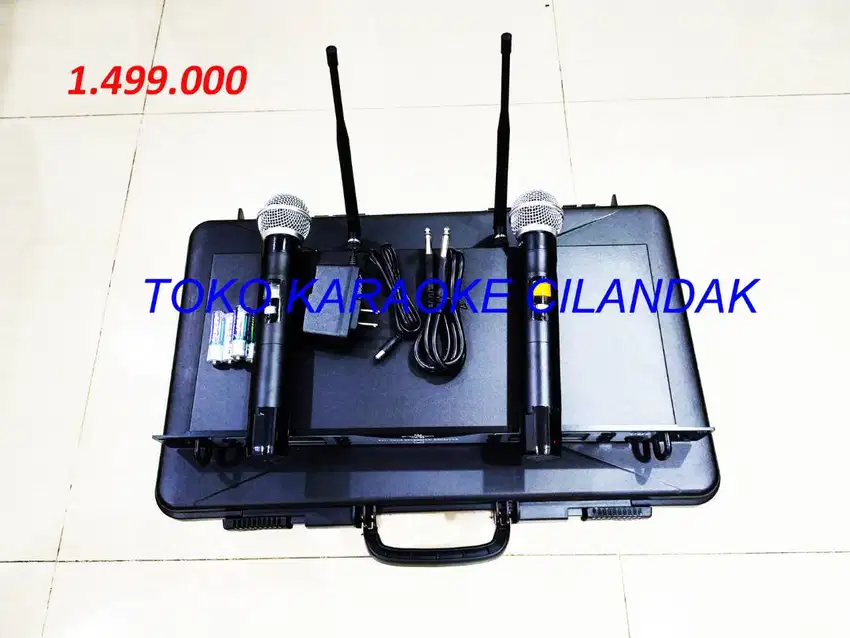 MICROPHONE WIRELESS 2 MIC  1set =receiver + 2mic + kabel+ adaptor