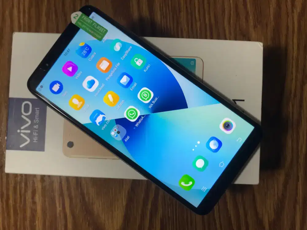 Layar 6,7 inci Vivo Y17