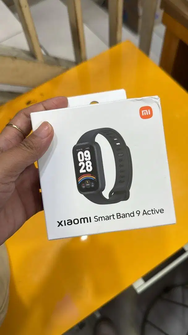 Smartwatch Band 9 Active