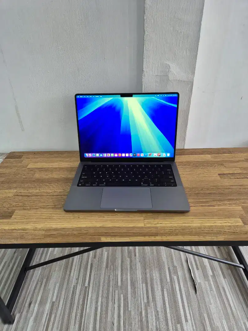 Macbook Pro M2 Max 14 inch 2023 Ram 32GB SSD 1TB Fungsi Normal Semua