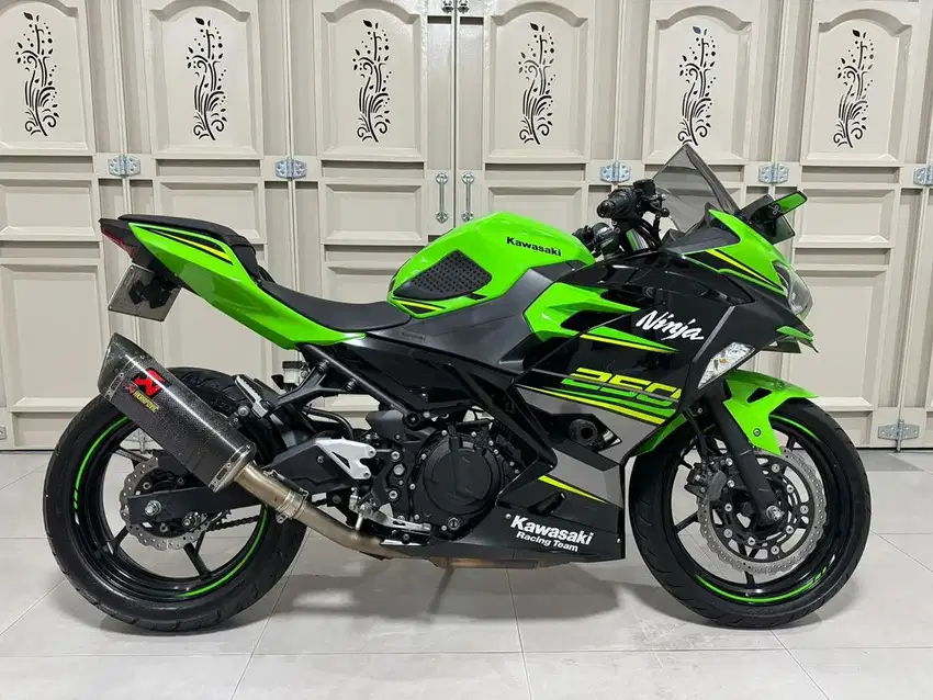 DIJUAL Kawasaki Ninja 250 2018