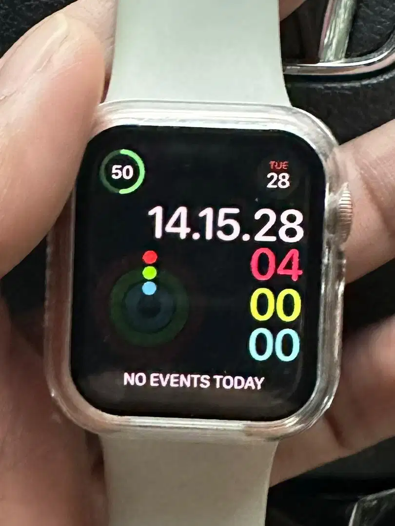 Apple watch SE 40mm gold starlight