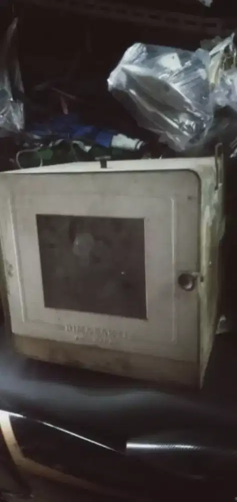 Oven kompor serba guna utk panggang kue dll kond normal murah sj cpt