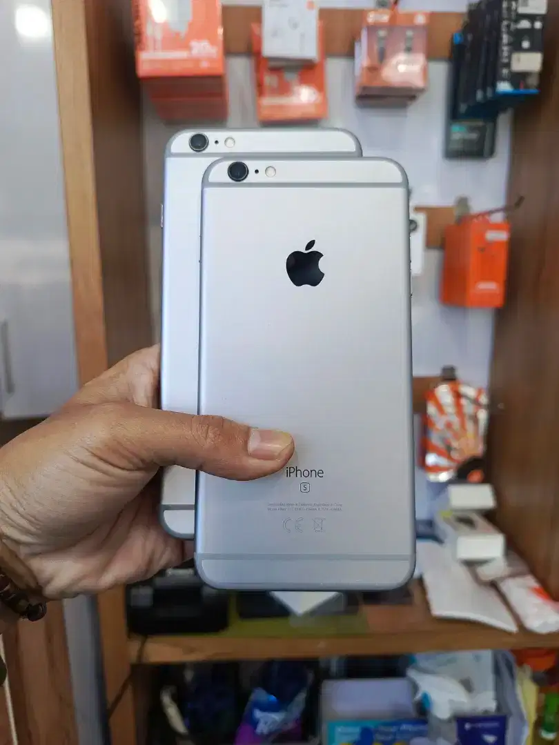 IPHONE 6S PLUS RESMI