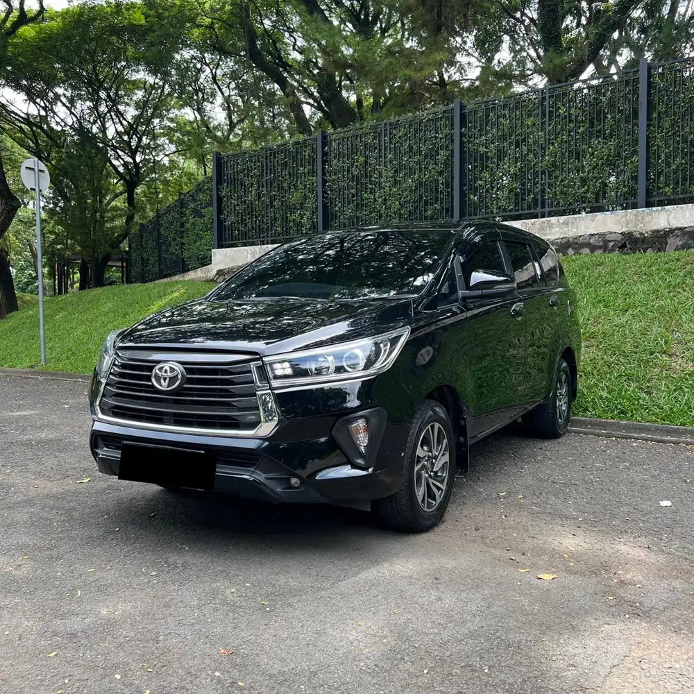 Toyota Innova Reborn 2.4 V AT