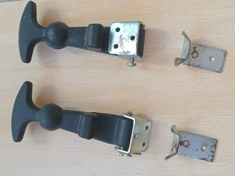 Pengait bagasi Rally