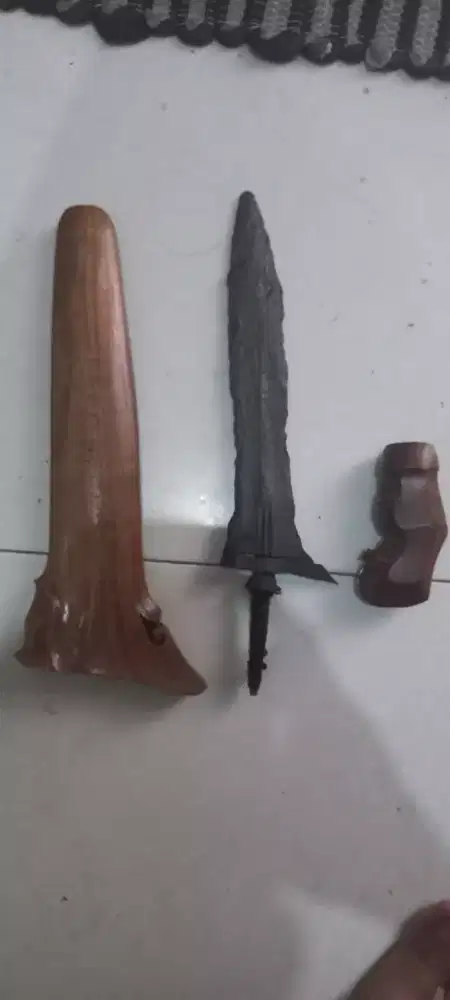 Keris bethok jalak budho / keris betok tindih