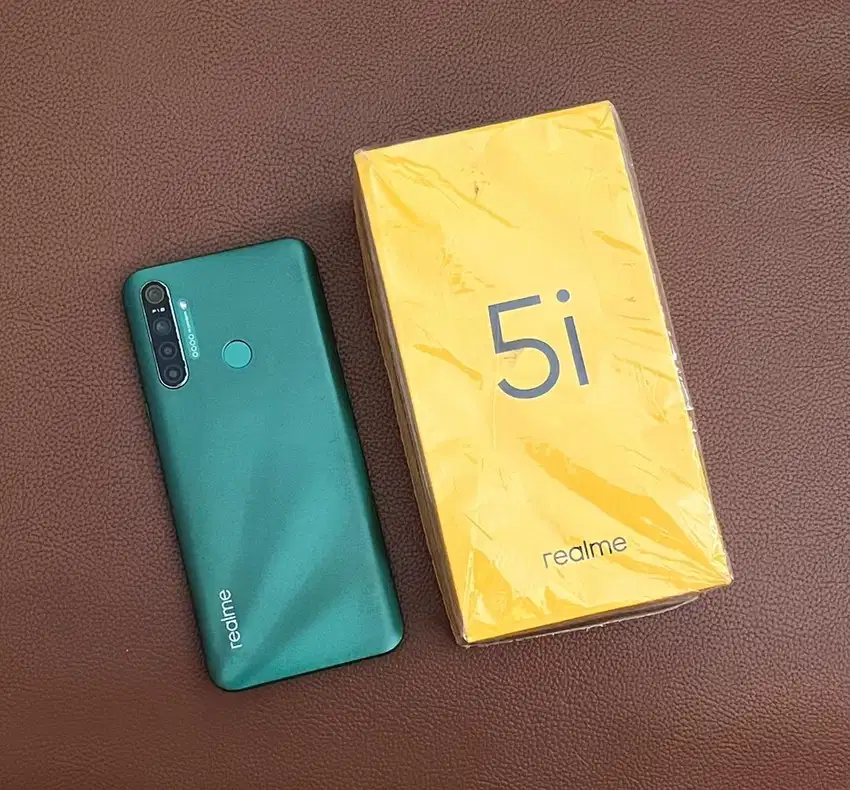 Realme 5i 4/64 second