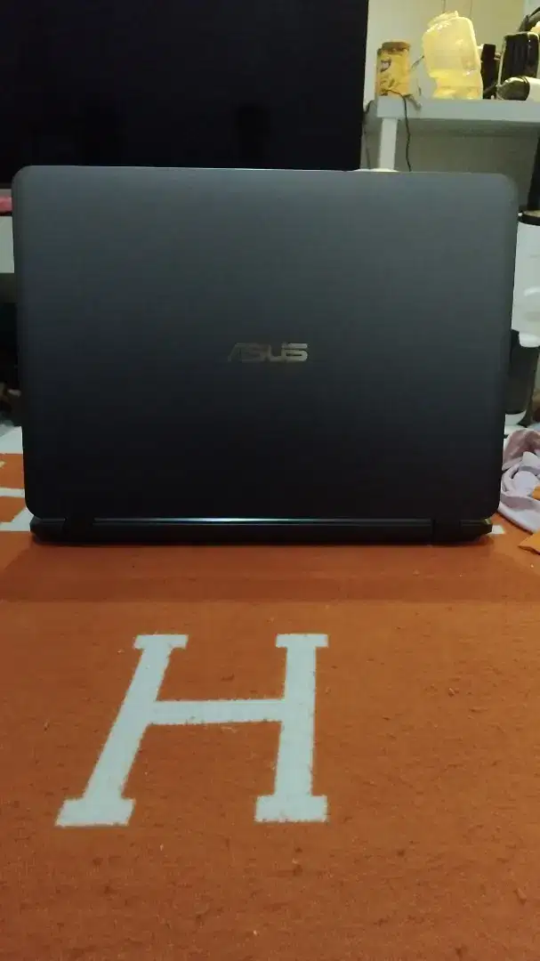 Laptop asus A 407 MA bukan M