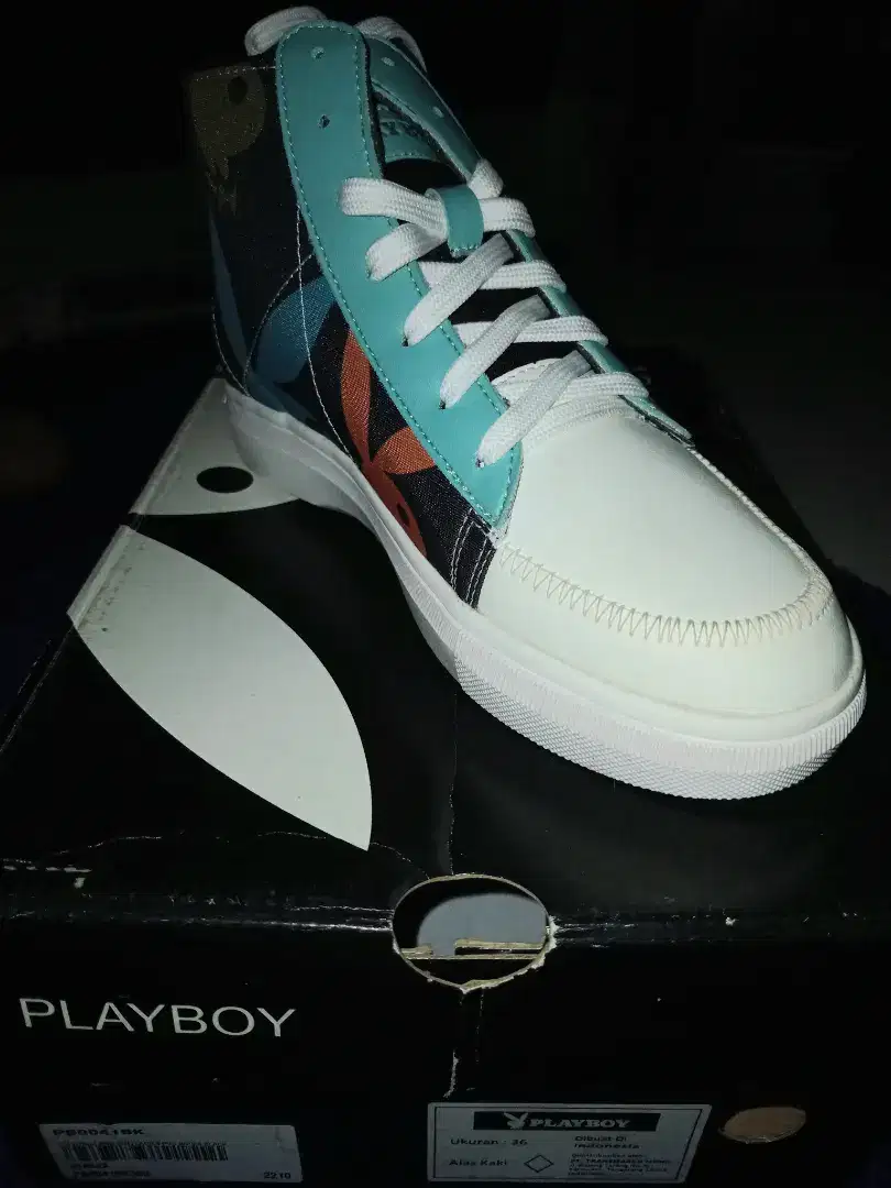 Sepatu Playboy Canvas 100% Original