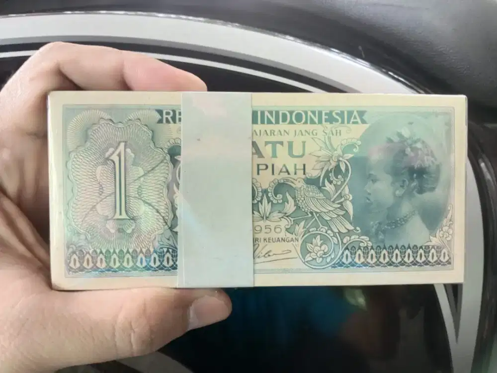 Kolektok Uang Kuno 1 Rupiah 100 Lembar Tahun 1956.