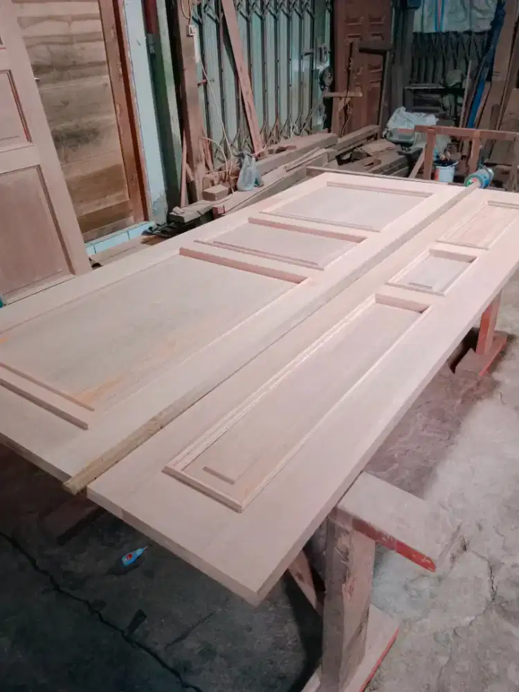 PINTU KAYU DAN KUSEN