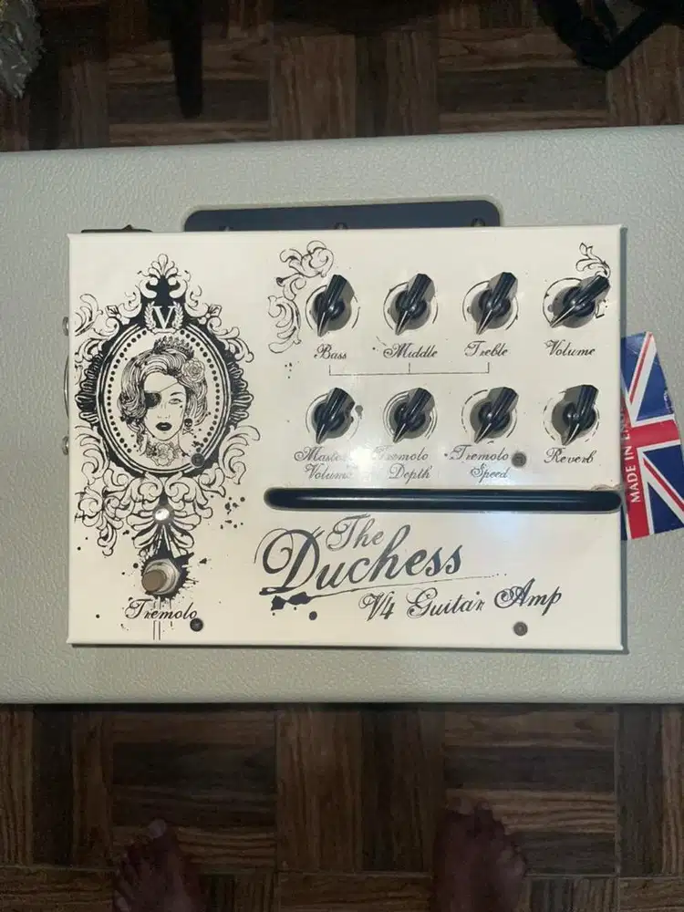 Ampli Victory V4 the duches dan cabinet victory V112 1x12”