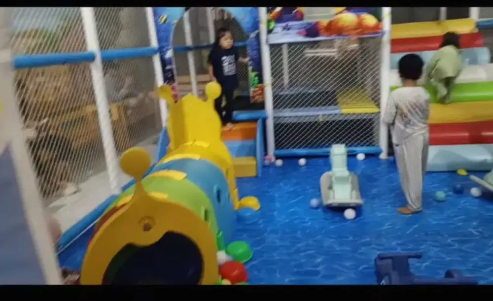 Diover/dijual Playground indoor area bekasi
