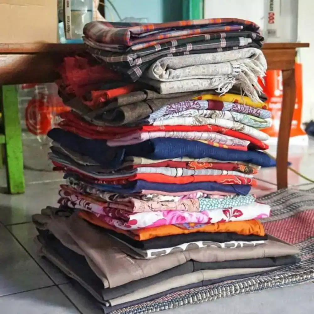 Menyediakan jasa cuci gosok dan beberes rumah