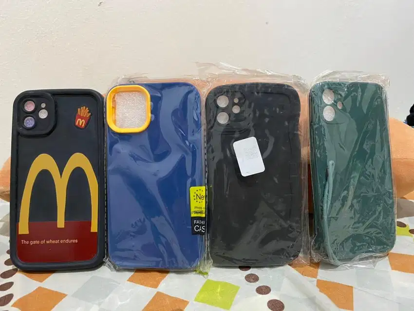 Preloved case iphone 11