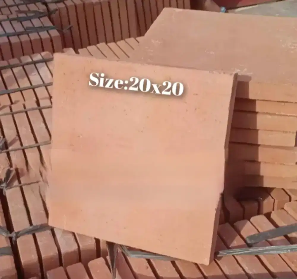 Tegel expose pres tanah liat