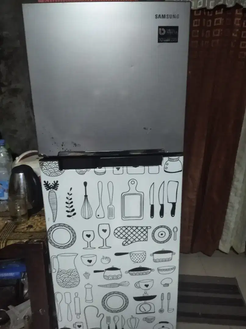 Kulkas 2 pintu merek Samsung infinter