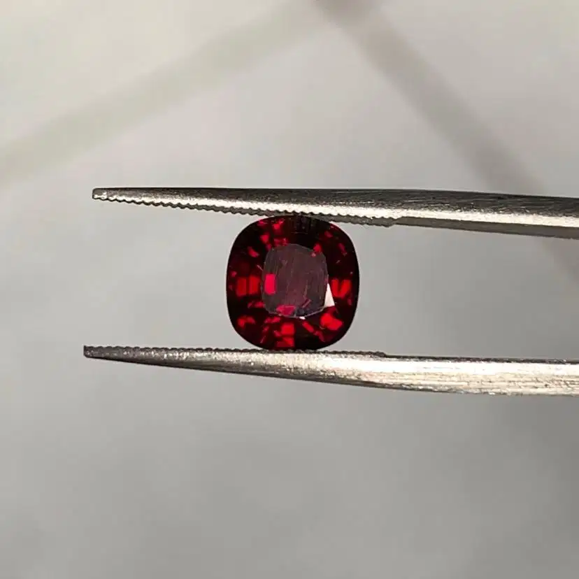 Batu Permata Red Spinel 1.1ct
