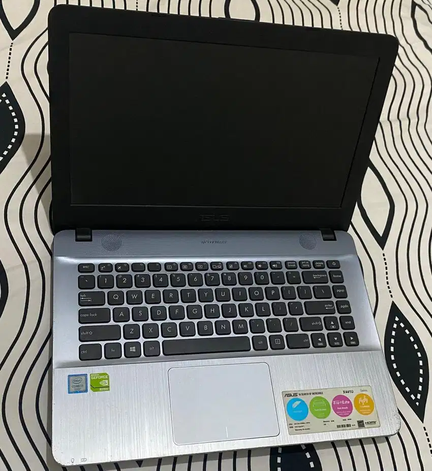 Laptop Asus X441U intel core i3