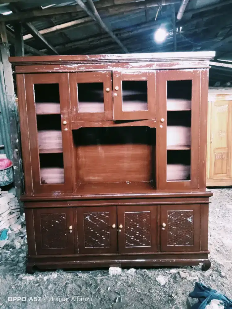 Bupet tinggi TV kayu jati