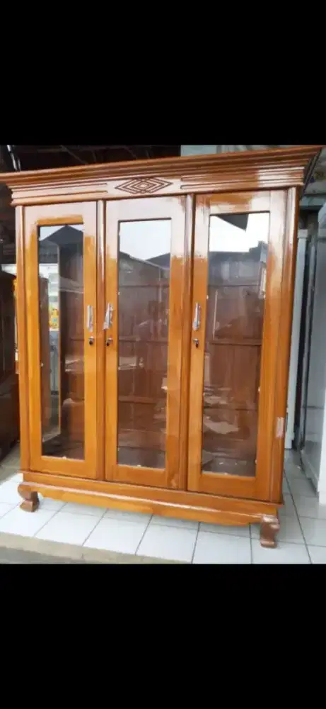 Lemari gamis pintu3 kayu jati