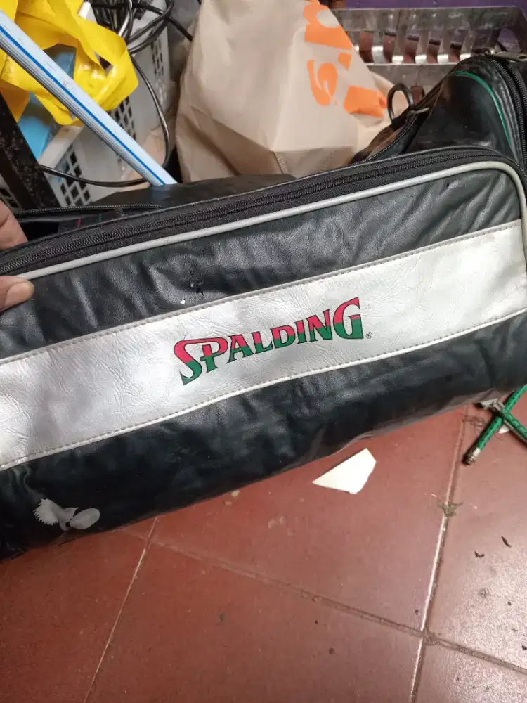 Tas buat olahraga basket