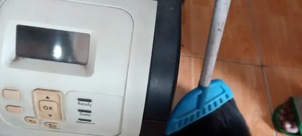 Printer Laser Warna cp3525dn