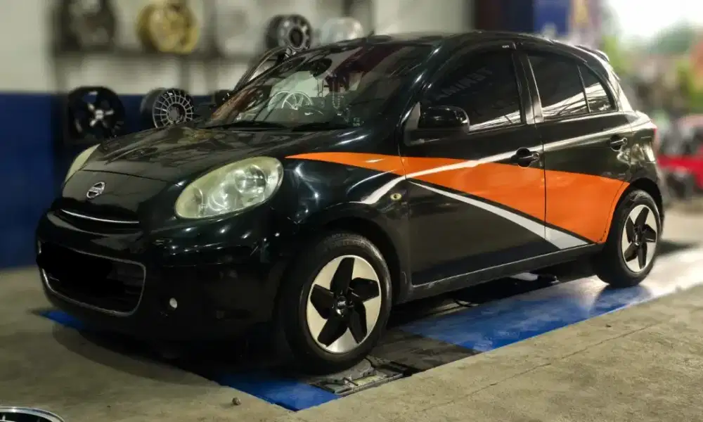 Nissan March 1.2MT Bensin 2011