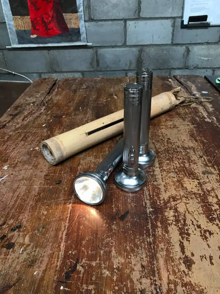 Lampu Senter batre 3 lawasan