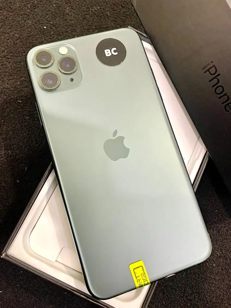 Iphone 11 pro max 256gb green second Cukai