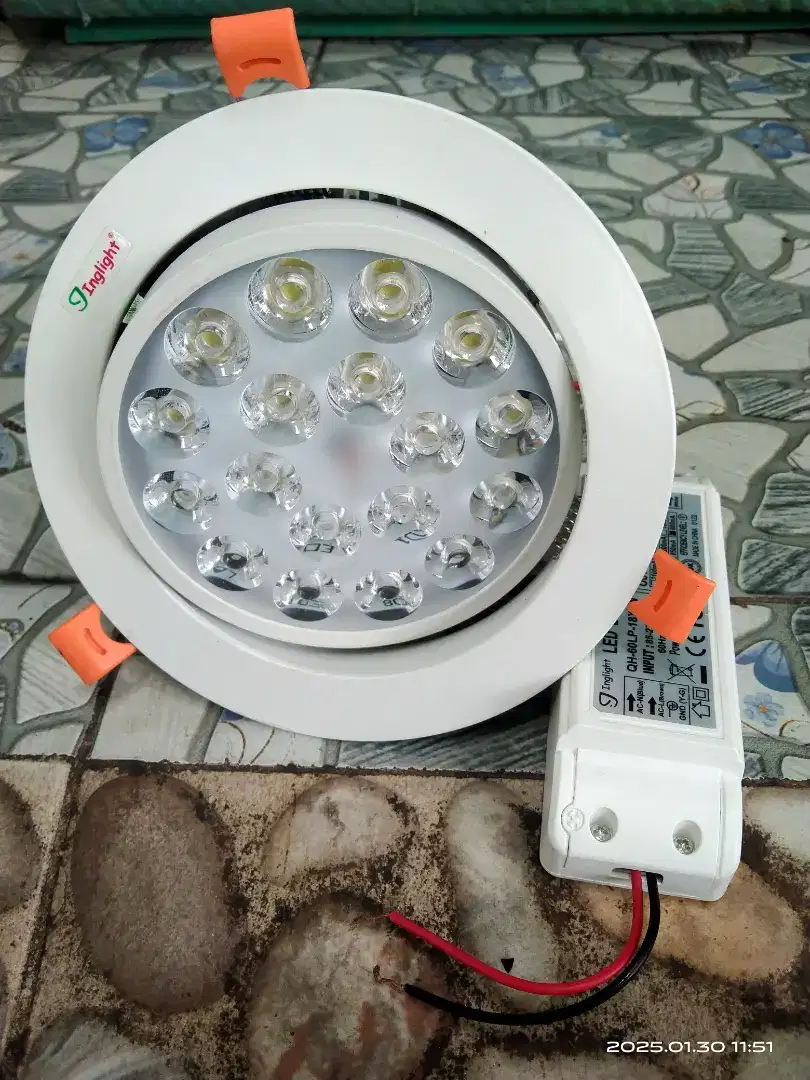 Lampu downlight 54 Watt 18x3watt