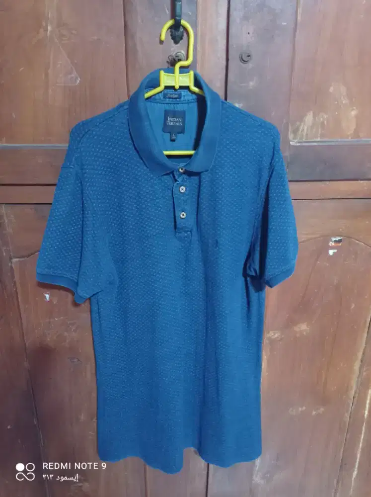 Kaos Kerah Biru Cowok