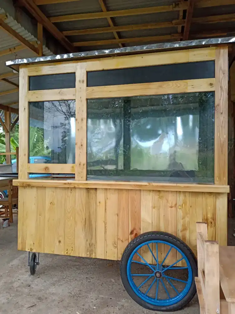 Gerobak jati belanda