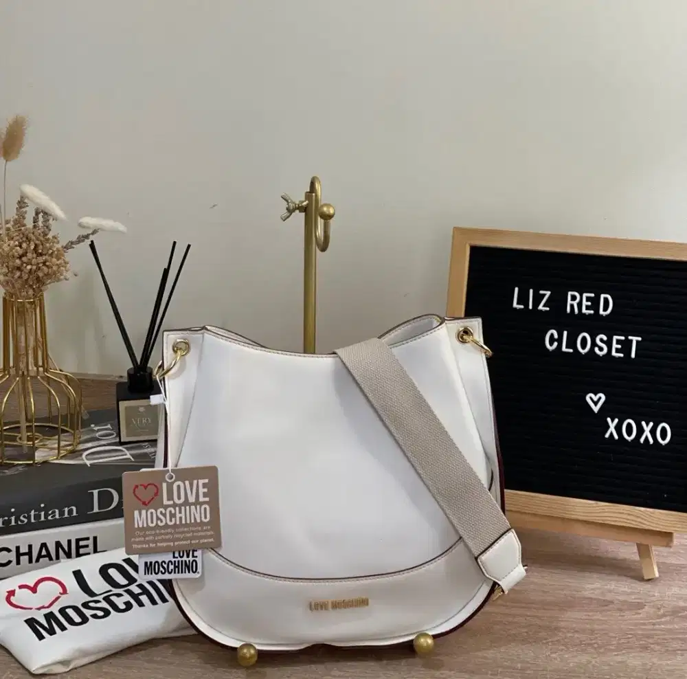 Love Moschino Hobo bag