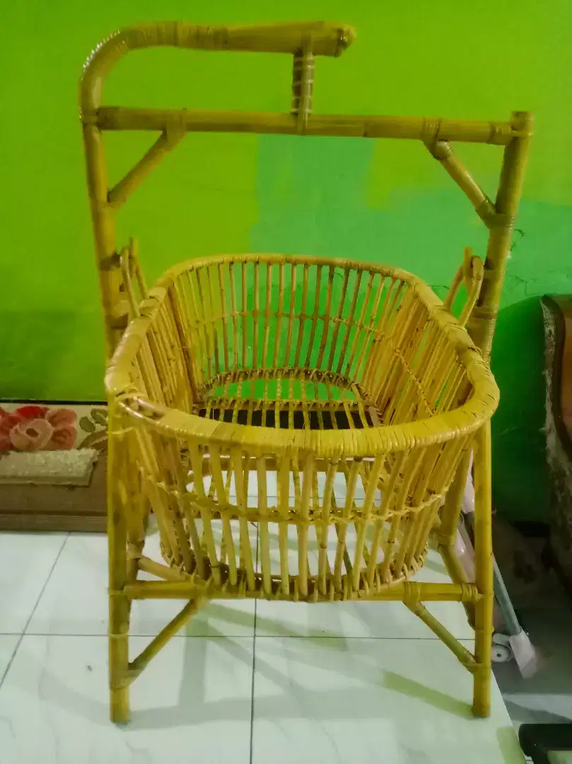 Ayunan Bayi dari rotan
