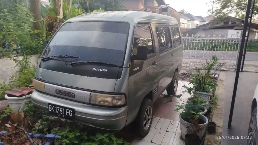 Carry futura 1.3 minibus tahun 91