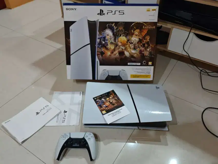 PS5 Slim Disc Version Garansi Resmi Indonesia 
Fullset