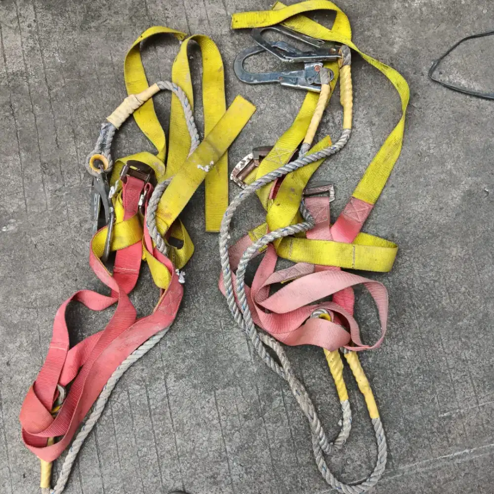 jual tali pengaman dan segi tiga pengaman