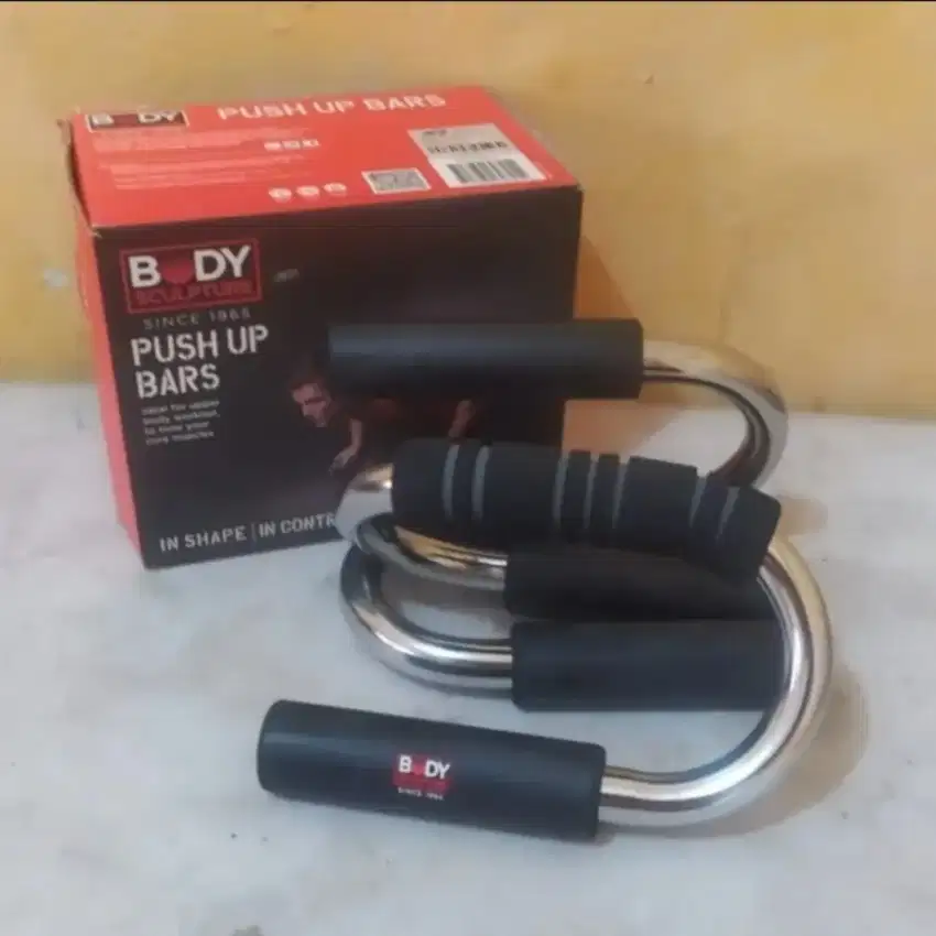 Push Up Bar Body Sculpture