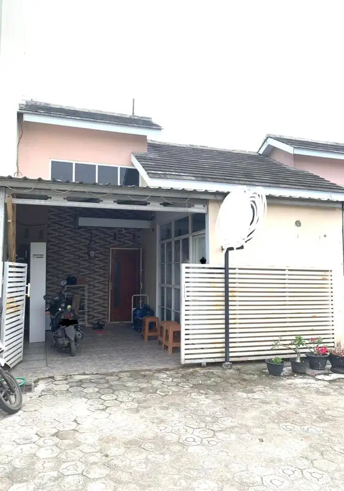 DIJUAL RUMAH SHM LOKASI STRATEGIS